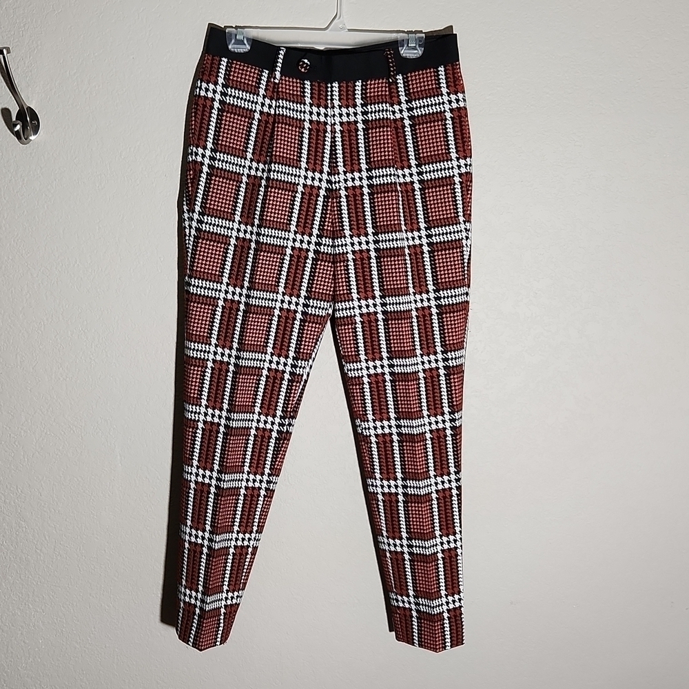 Asos Pants Womens Size 30 pleaded Red Black White